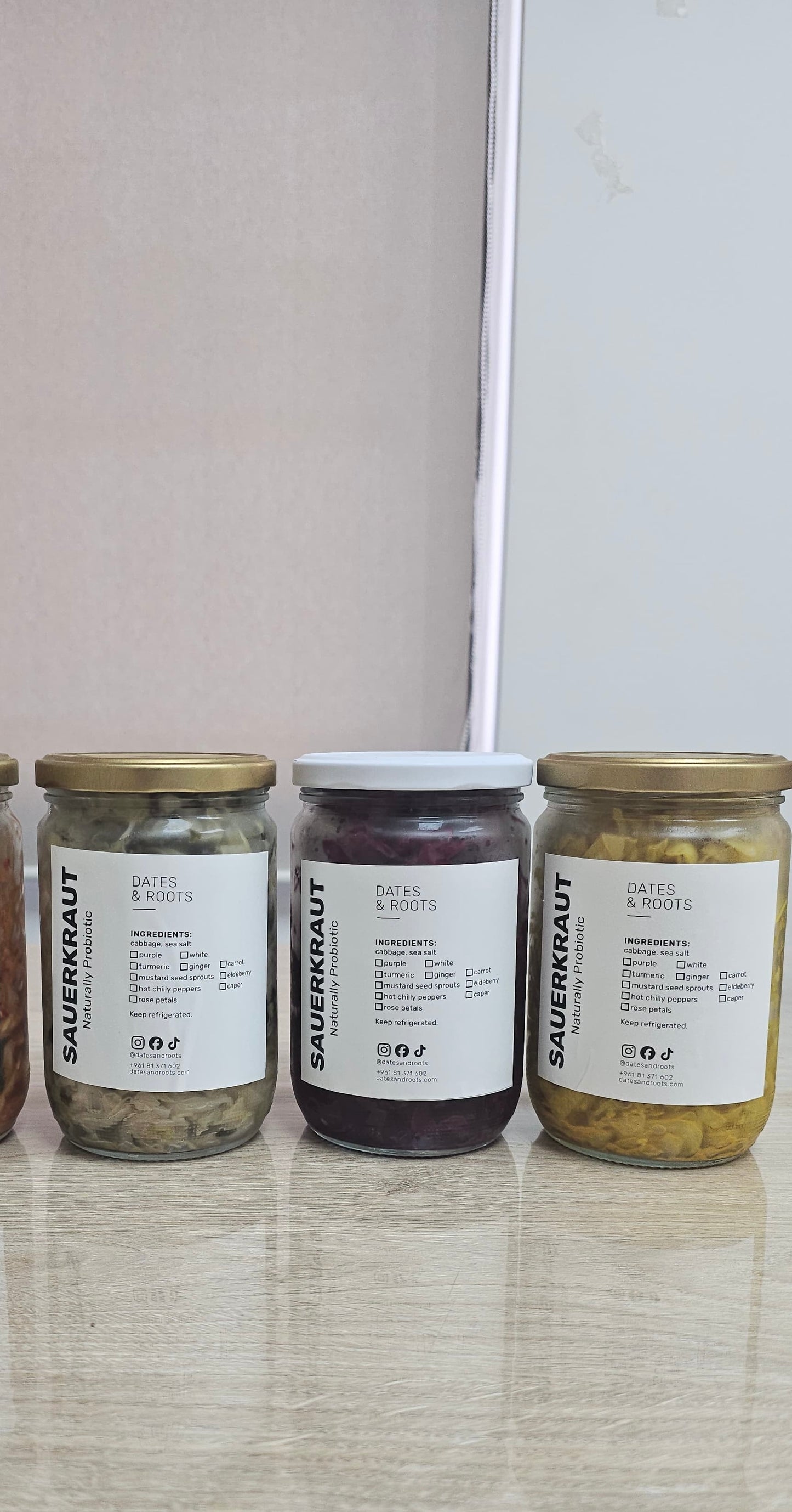 Organic Sauerkraut by Dates and Roots