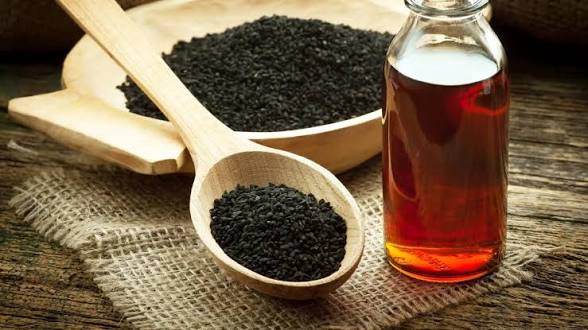 Black Seed oil - nigella oil - cumin seed oil by Dates and Roots