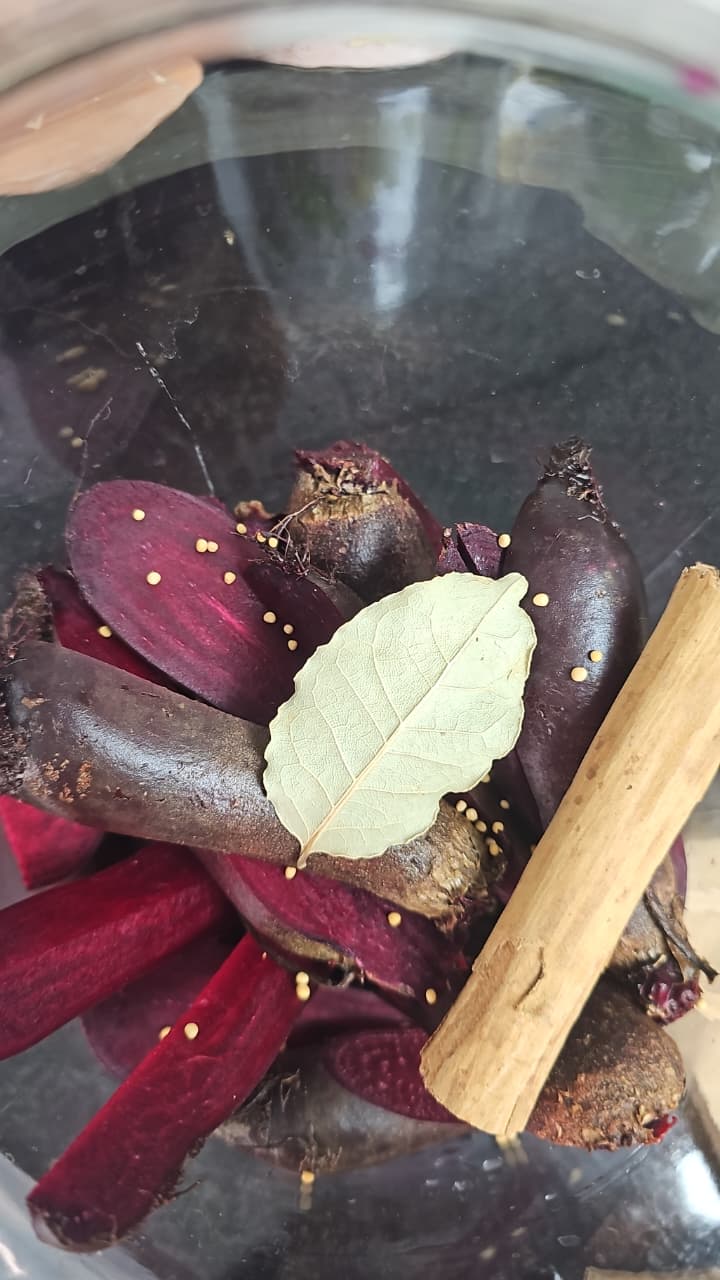 Beet kvass by Dates and Roots
