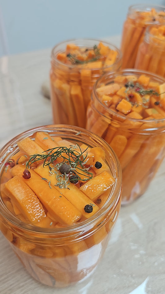 Fermented Carrot by Dates and Roots